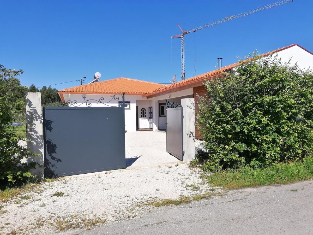 Casa Moderna Proxima Da Praia Santa Catarina  エクステリア 写真